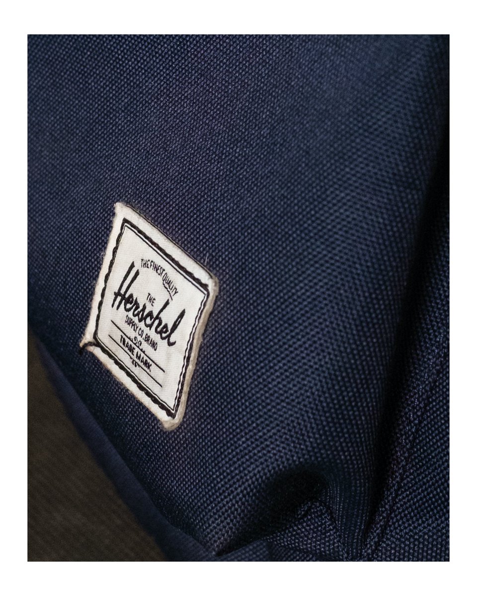 nestofrmnics's tweet photo. What are your tastes? I'm a simple, classic man. Got to have my 🎒, my ⌚and my 🐎

#mundane #fujix #fujifilm #xseries #photography https://t.co/CKrVXSNXkW