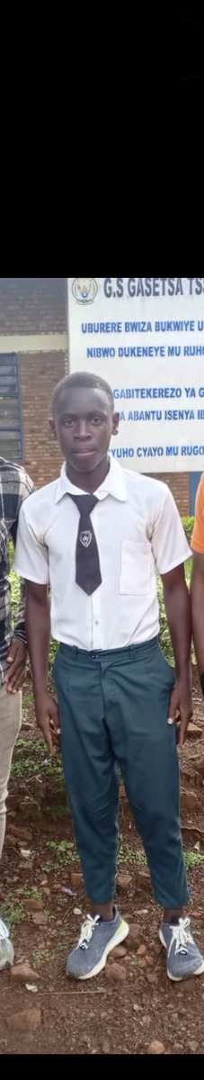rigogaruth's tweet photo. Umuhungu muto wโi Gasetsa umwaka ushize yavuze ko akunda #RayonSports cyane , uyu mwaka Inzozi ziba impamo ayerekeza mo none azikabije akina umukino we wa mbere wa #CECAFAKagameCup2026 ku myaka 18 anatsinda igitego. ๐ฅฐ
Impano yacu bwite https://t.co/OR54rgsieF