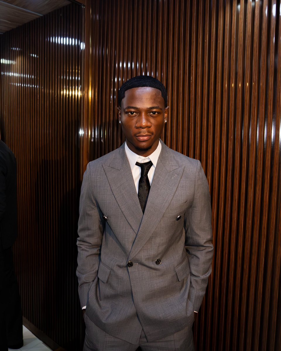 Trammani9's tweet photo. Meet Tram; a confident young man who’s all about good vibes, real connections, and living life unapologetically. He describes himself as ambitious, charismatic,and someone who’s never afraid to speak his mind.Whether he’s making people laugh, turning heads with his style
#BBNaija https://t.co/RYE8Hf2Xi6