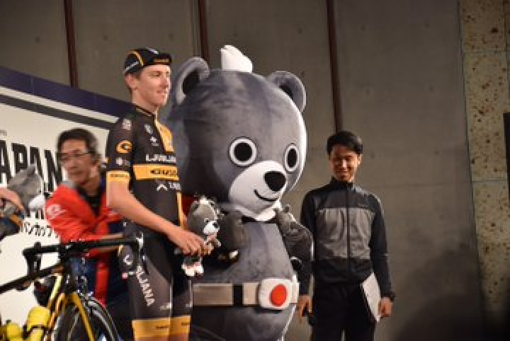 fcbliebe1900's tweet photo. タディ・ポガチャル、ツール・ド・フランス2026総合優勝。そして史上5人目の5勝クラブの一員に。

2018年宇都宮ジャパンカップに参戦、クリテリウムでスプリント賞を獲得、本戦のロードレース10位の19歳の少年が8年後にツールで偉業を成し遂げるとは。

ぼくらは正に歴史を見た。
#TDF2026 
#jspocycle https://t.co/8OKjj7ndHs