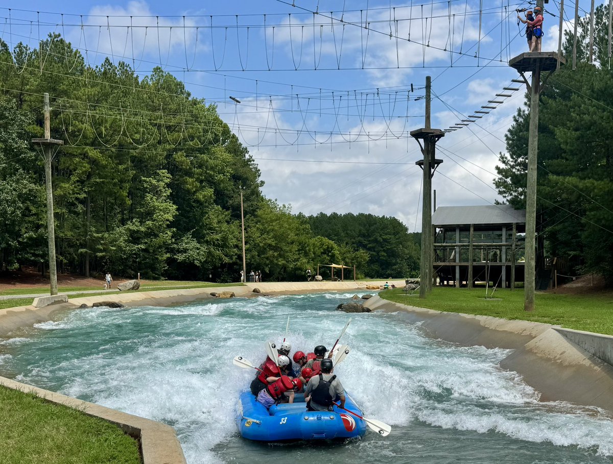 reedpackof5's tweet photo. It’s been one heck of a phenomenal internship at the @usnwc for my @NCState guy!!! @NCStateCNR 🐺❤️#sportsmanagement #parksrecreationtourism #junioryearloading https://t.co/HUOwYYlTEg