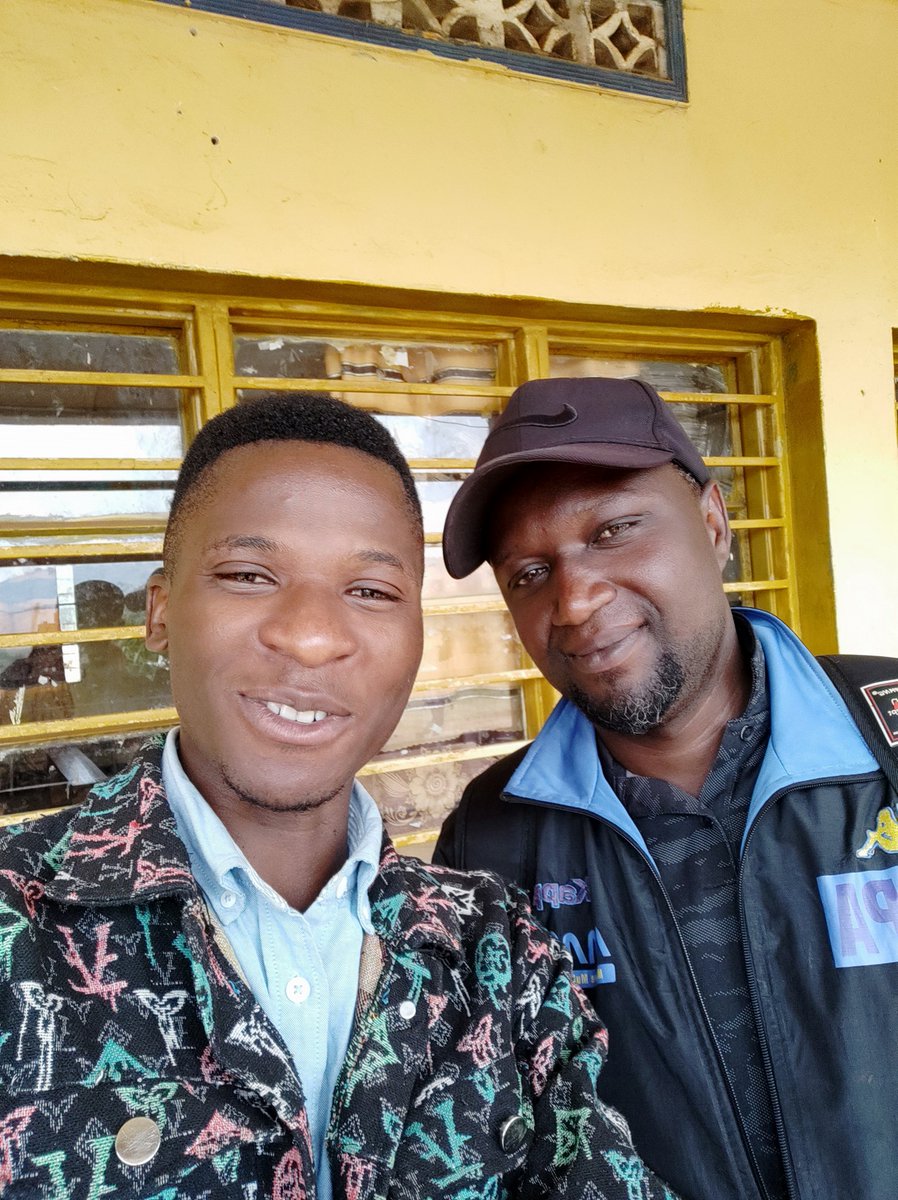 SentaSano's tweet photo. Ibintu Ni abantu https://t.co/1X6ZopU3vF