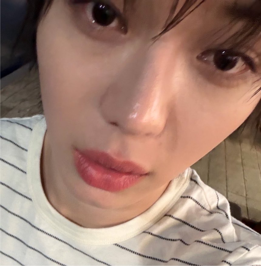ayulohnyulmet's tweet photo. mata besarnya seperti akan menangis 🥺 https://t.co/4mCssTJvbb