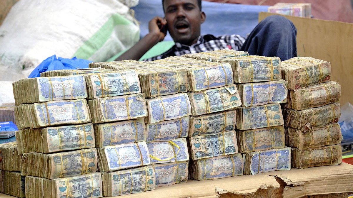 MarioNawfal's tweet photo. 🇸🇴🇹🇷🇹🇿🇩🇯 Serious corruption allegations are MOUNTING against Somalia’s president, Hassan Sheikh Mohamud…

He’s alleged to have seized vast areas of state land, diverted roughly a billion dollars or more through opaque channels, and supposedly receives MILLIONS each month from the khat trade.

Critics also accuse him of taking personal cuts from foreign-funded projects and placing key state businesses under his own family’s control.

Additional claims point to involvement in Turkey’s oil deals, control of Banadir’s regional revenue through his wife, and dozens of major construction contracts run by relatives.

Suspected offshore holdings in Tanzania and Turkey, plus business ties to Djibouti’s leadership, further add to the dirty picture.

And that's without even mentioning all that's been alleged connecting him to what's been going down in Minnesota these past few years...

Whether proven or not, the scale of these accusations is so significant that independent investigation and documentation must now be widely demanded. The people deserve answers!!

Source: The Africa Report, Suna Times / Writer: Samuel