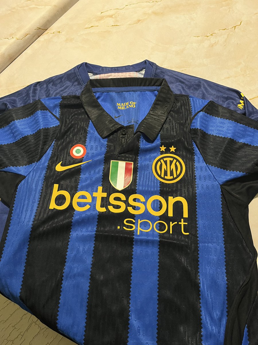 pilludinho's tweet photo. 1) es la mejor camiseta del inter en los últimos años

2) los orientales son unos genios https://t.co/tdpSnSzzEc