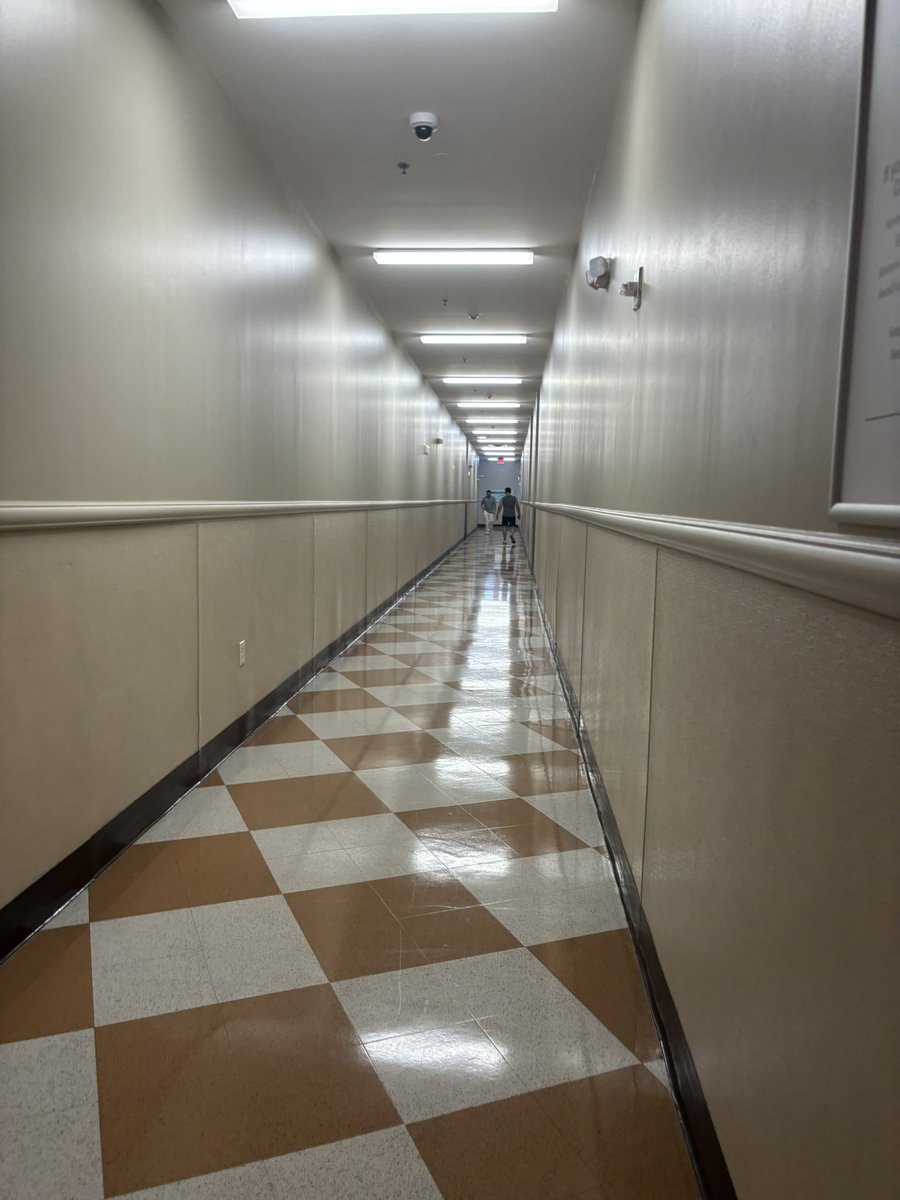 THEANGELSEYES_'s tweet photo. this backrooms ass bathroom entrance at this mall #letsgotohell https://t.co/AaypIzVFK7