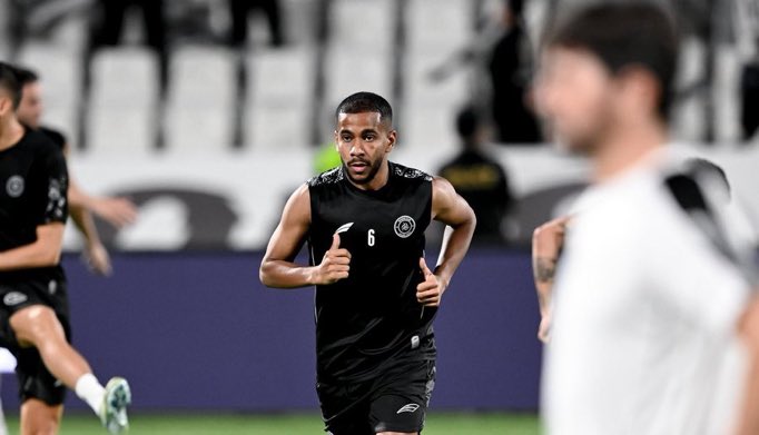 VOICE_ALSHBAB's tweet photo. 🚨🚨🚨🚨🚨 عاااااجل :-
" @0ytrb / خالد بن عبدالعزيز "

{ اللاعب فيصل الصبياني ينتقل إلى نادي #ابها "بالاعارة" لمدة موسم رياضي مع افضلية الشراء.. } https://t.co/tdtXDruSss