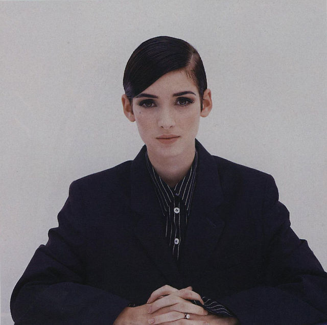 TheCinesthetic's tweet photo. Winona Ryder photographed by Wayne Maser, 1992 https://t.co/hbXotTeK0f