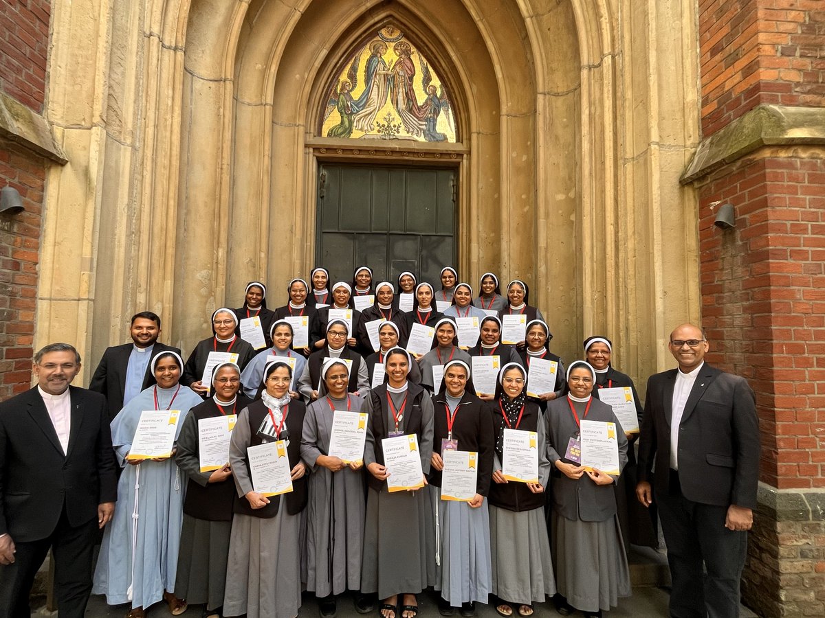 Nivedithaekm's tweet photo. Companion 8-Eighth Batch completed- Training for Youth Mentors in Germany, Theory classes for Four Months &amp; Practical for two days https://t.co/keX4mZReem