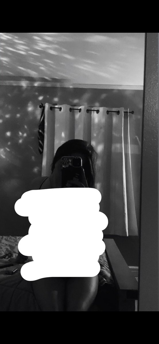 Prettypea105's tweet photo. Pay 20 for photos and 50 for videos https://t.co/c0iOgPNKfe