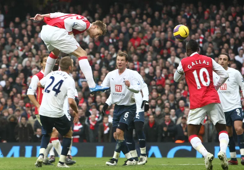 DaveO66's tweet photo. @WindUpWounded I do my best to forget all the misses and just remember him coming on at Spurs to leap 8 feet in the air to score with his first touch of the game. https://t.co/VvEazKS1Sv