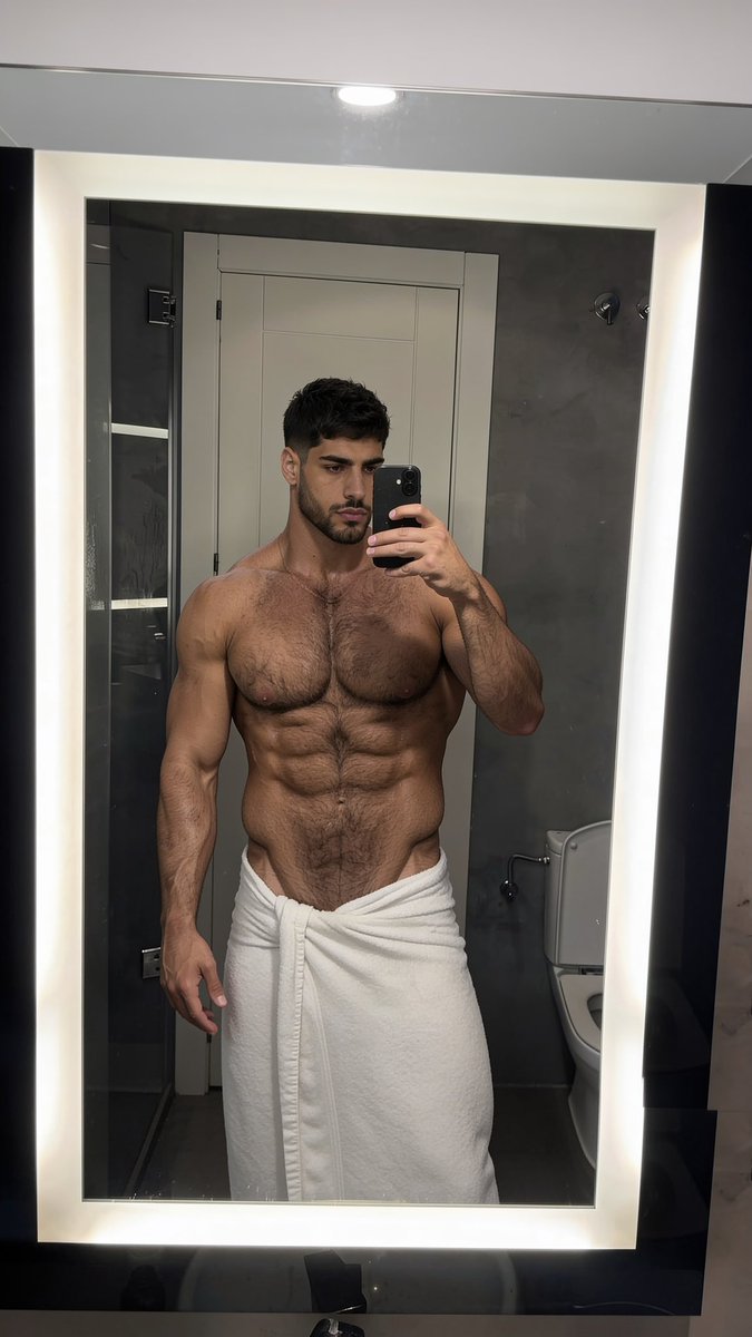 NizarSulik's tweet photo. Your king 🖤 https://t.co/rAgNVOCZW1