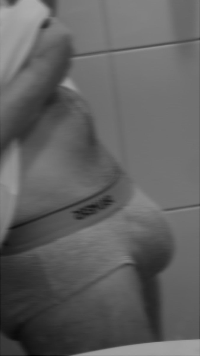 undercover_pmc's tweet photo. Qué tal ?? 😈😈 https://t.co/7YDsz0vBjL