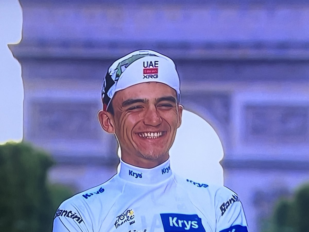 ATellodeMeneses's tweet photo. ¡ESTAMOS VIVIENDO HISTORIA! @ISAACDELTOROx1 es el primer ciclista mexicano en quedar en el podio de la Tour de Francia y además se queda con el suéter blanco como el mejor joven de la competencia. ¡Enorme Toro! 🐂🚴🇲🇽 https://t.co/YrGKmCjg9G