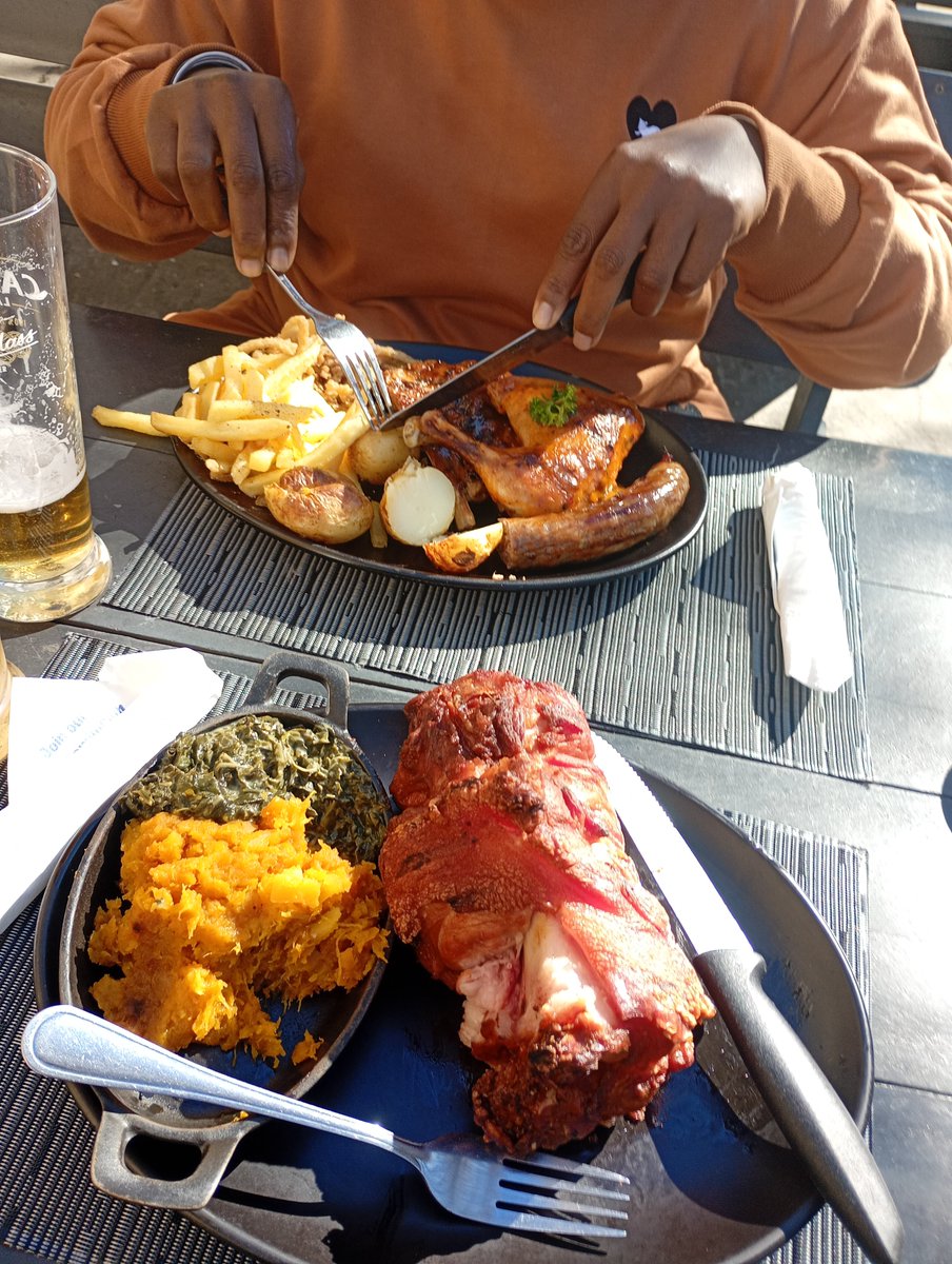 rraabone's tweet photo. @Ms_Logical Aowa... O ka se loke.... Mo ga gona cabbage 🤗 https://t.co/0yK0xFuUUt