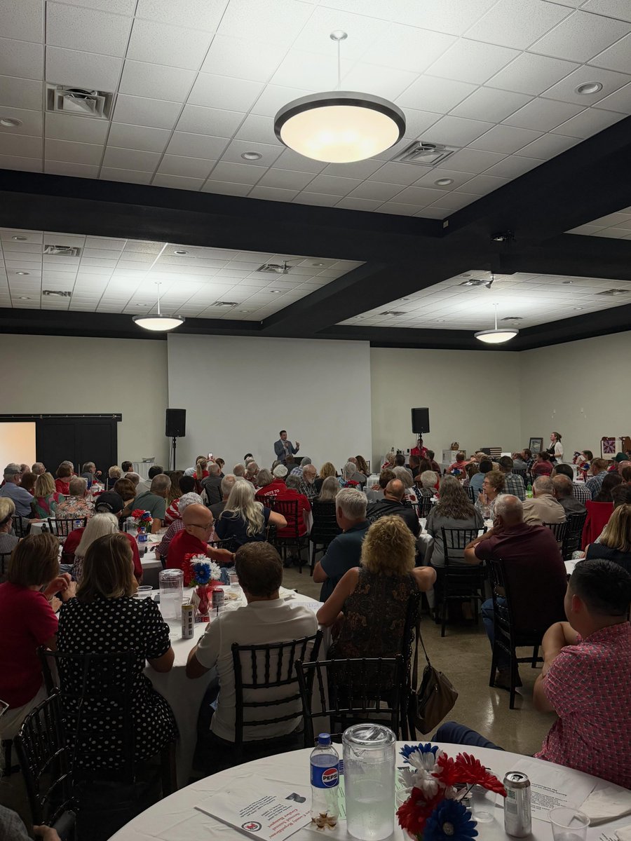 ZachLahn's tweet photo. Had a wonderful evening last night with the Lee County Republicans.

Thank you all for the conversation, support and belief in our campaign.

100 days until we are putting #IowaFirst. https://t.co/nURRkSmxpy