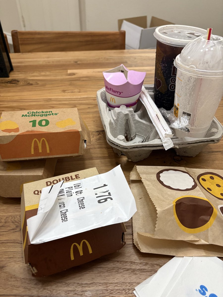 S0mnic's tweet photo. Attempted the McCrelly. Filled with regret. My stomach is not as strong as I thought. This is an image of defeat. I now have mad respect for @HeavenlyyFather https://t.co/feFB5mCjKM