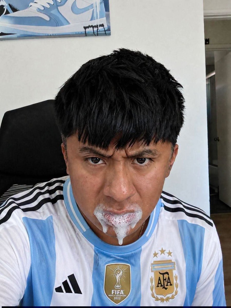 Fan de internet tweet media