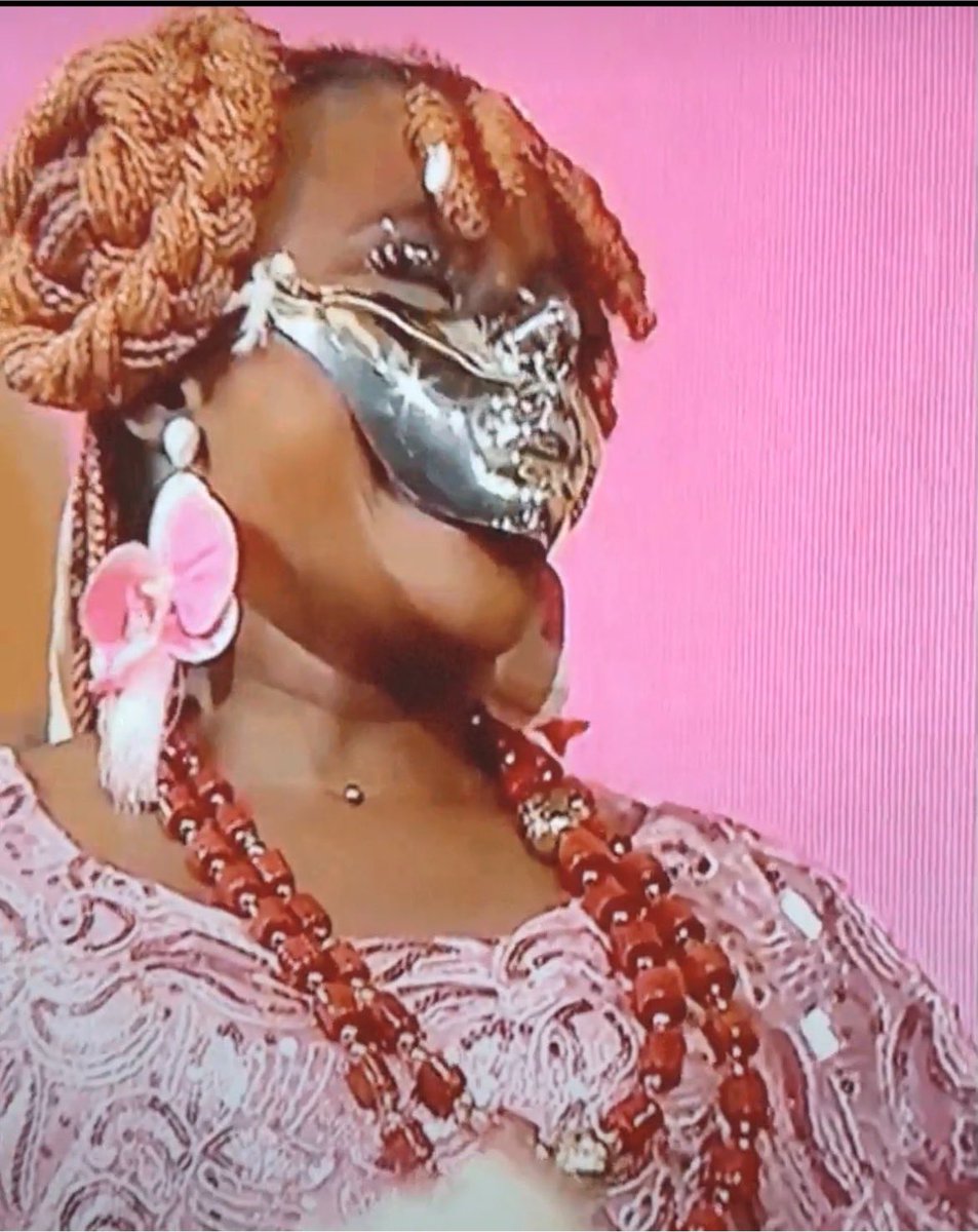 muhamadeit_'s tweet photo. Egungun be careful 😂 #BBNaija https://t.co/mLhG6U9eHz