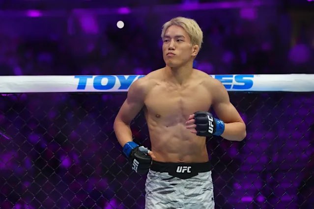 ChampFiggy's tweet photo. Only 3 men had main evented in their UFC debut. https://t.co/7hc8bEyZe8