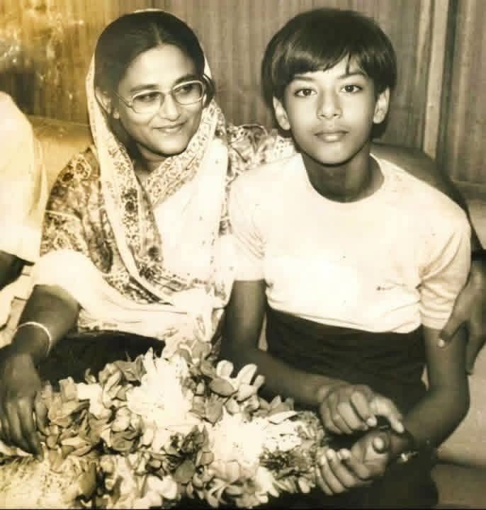 RoyPromoth's tweet photo. Happy birthday 
The heroism of Bangabandhu, the shape of digital Bangladesh, the image of a prosperous future, the pride of youth
Sajeeb Wazed Joy.
@sajeebwazed https://t.co/qU81jagEwz
