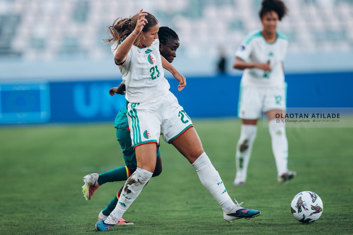 Akosua__Adjei's tweet photo. FULL TIME:
Algeria 🇩🇿 2-0 Senegal 🇸🇳
@bristolcitywfc's Marine Dafeur and @WashSpirit's Mélissa Bethi make the difference for Algeria.
📸: @Olaotan_atilade
#ALGSEN
#WAFCONWithAkosua https://t.co/WgHJH50vzL