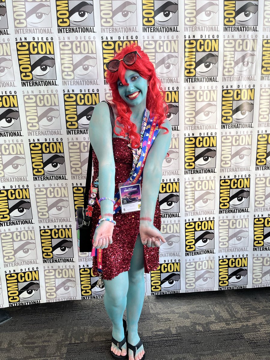 stash00's tweet photo. #comicCon2026 #cosplay #MissArgentinaBeetlejuice https://t.co/uI4USNkjHF