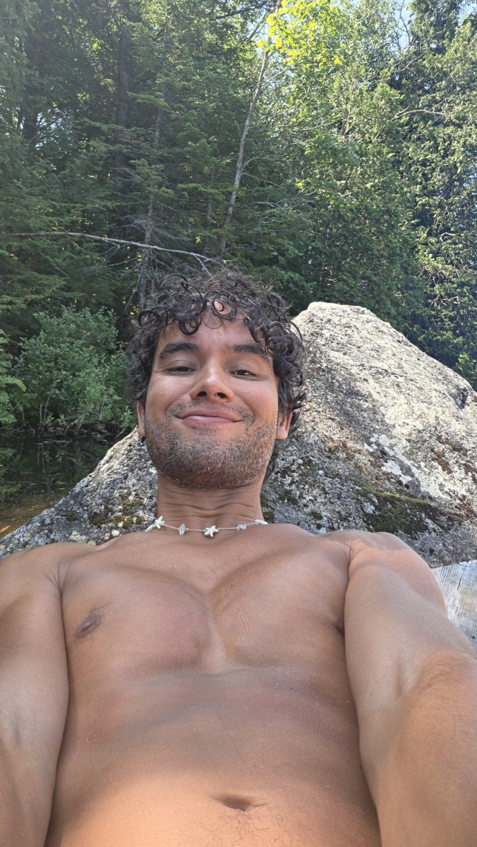 sneakymec's tweet photo. The face | The dick https://t.co/hhBCn7SdgA