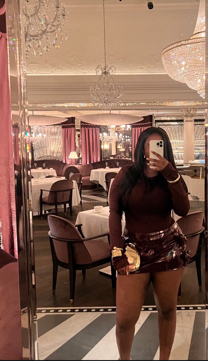 youfounderica_'s tweet photo. Temi is a baddie normally🥹😍
seeeee bodyyyy gadamiittt! @Temiinkem 
i’m side eyeing you, my dear! i’ll be back💃🏽
#bbnaija https://t.co/V7ObXzFftq