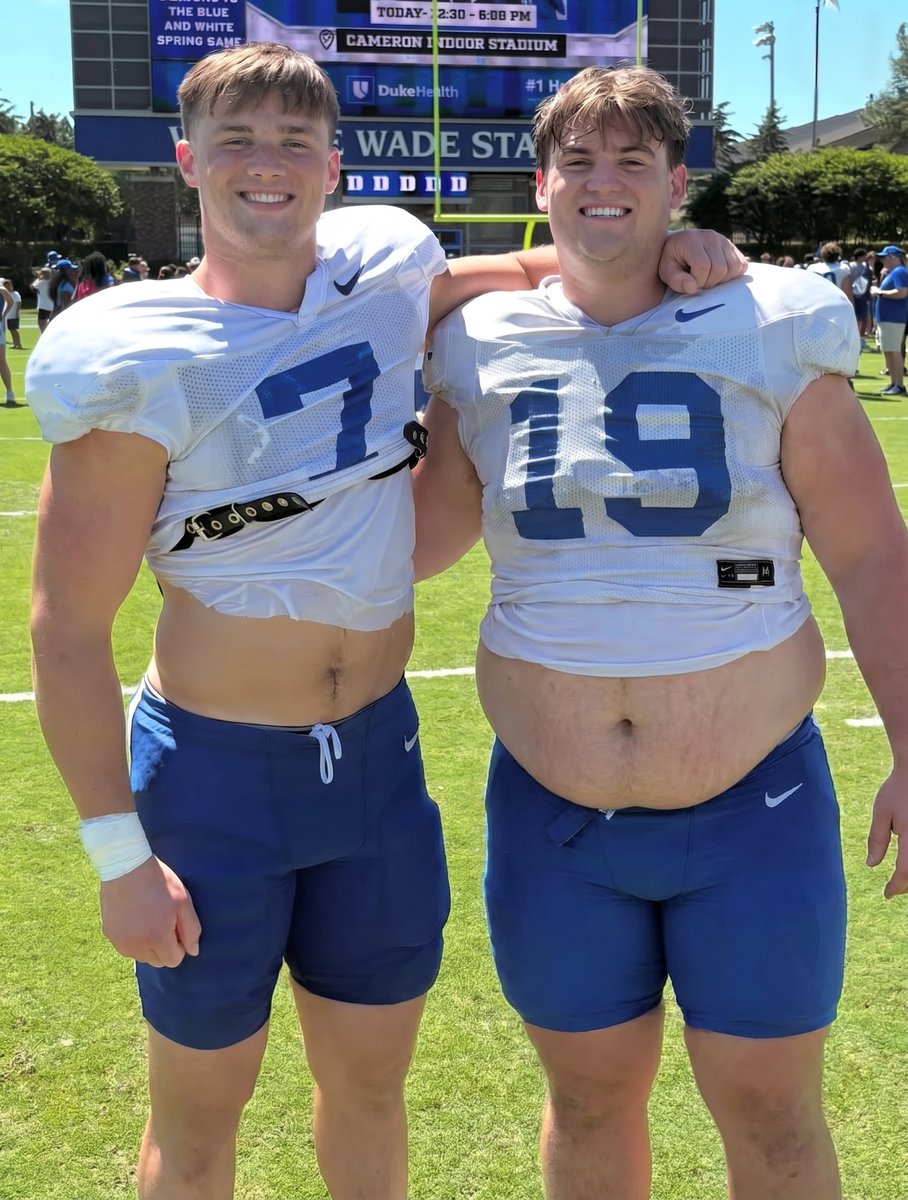 MorganTren07's tweet photo. the ways men will sabotage their own health just to get on a team, smh https://t.co/7hravXF94J