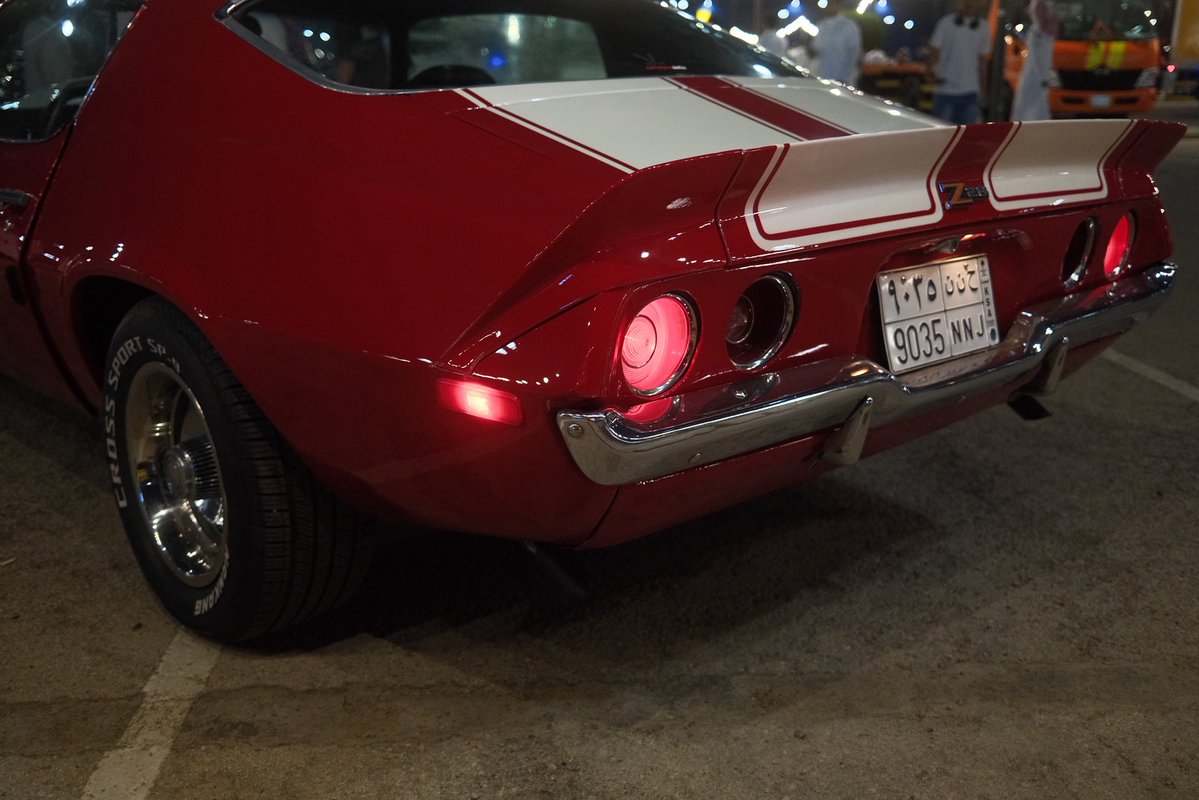 ODEtotheATLAS's tweet photo. Car meet up… ❤️🤍

-
- (Dirty POP recipe) 

> Fujifilm X100VI × Moment 10% CineBloom https://t.co/CEvQ4UkEVY