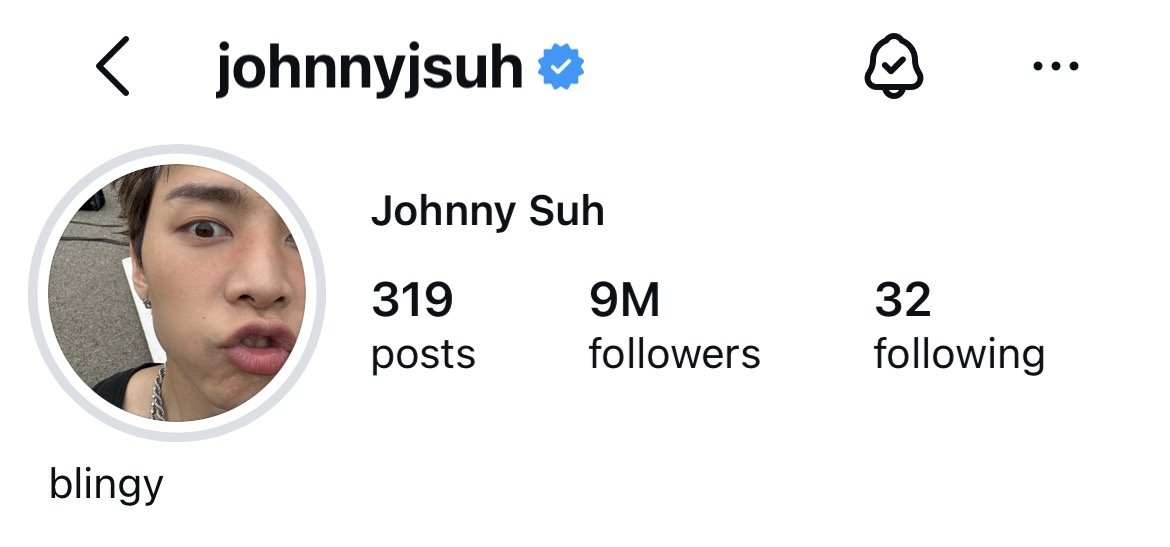 127CENTRAL's tweet photo. 260727 #JOHNNY changed his bio on Instagram! 

"blingy"

#쟈니 #NCT127 @NCTsmtown_127 https://t.co/uyiv3ijYYy