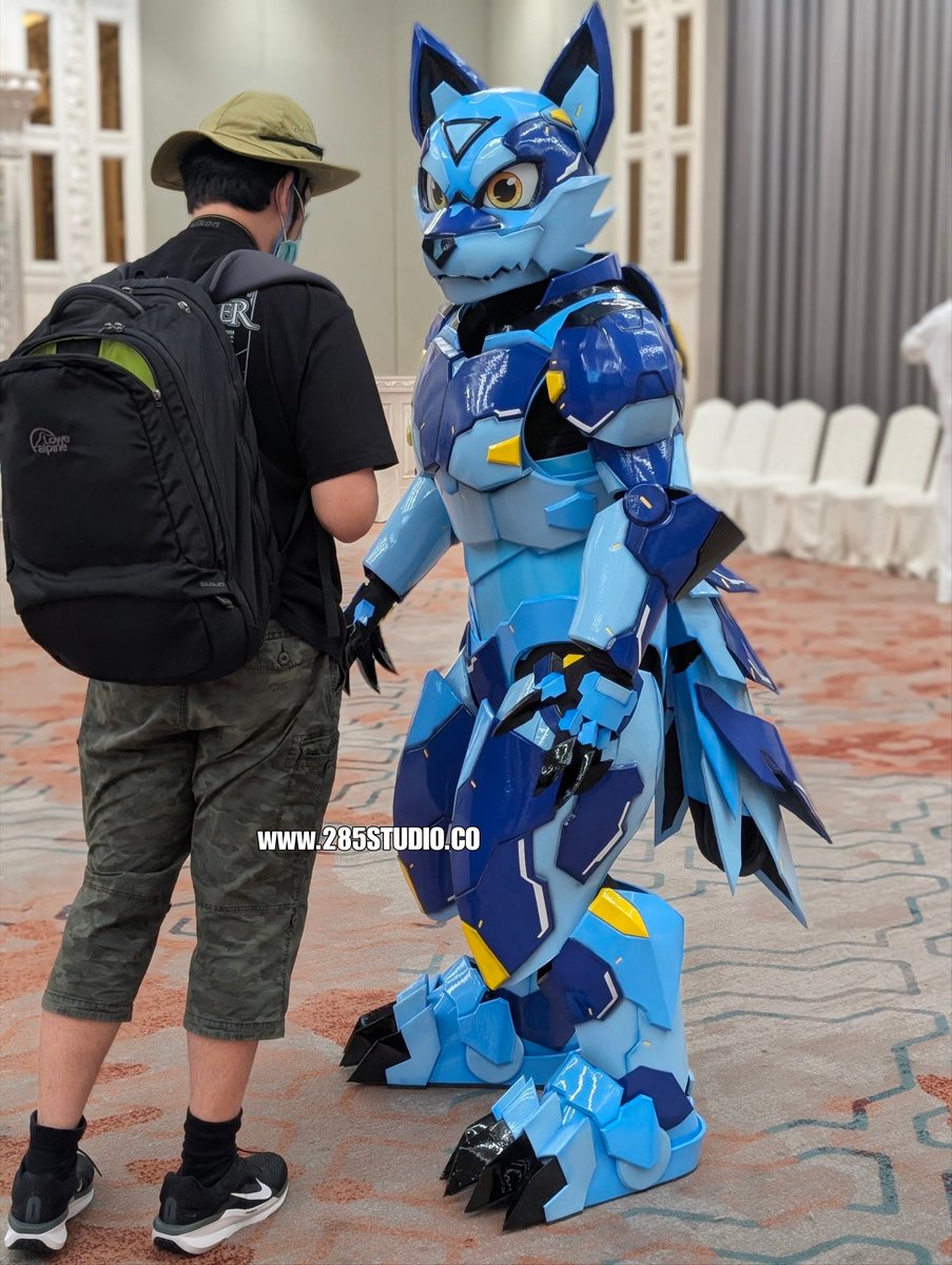 Eskyforfun's tweet photo. My new FURBOT 🤖
Fully handcrafted with no 3D printing. Lightweight, durable, and built with attention to every detail.

Created by 285 STUDIO @285studiobkk
Coming soon.

#285studiobkk #Furbot #EskyForfun https://t.co/3iPWvnAEmX