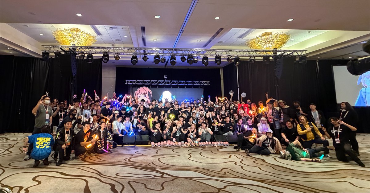 hako_wotagei25's tweet photo. Thank you so much for such a greatest experience in the US😭
I gonna keep making efforts to support American Wotagei community!!!💪

Love you all!! See you again soon!!👋 https://t.co/h1Pfi0Dnim