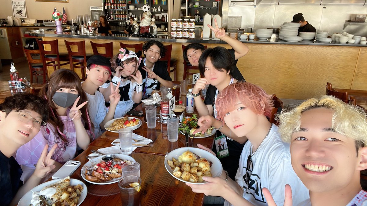 hako_wotagei25's tweet photo. Thank you so much for such a greatest experience in the US😭
I gonna keep making efforts to support American Wotagei community!!!💪

Love you all!! See you again soon!!👋 https://t.co/h1Pfi0Dnim