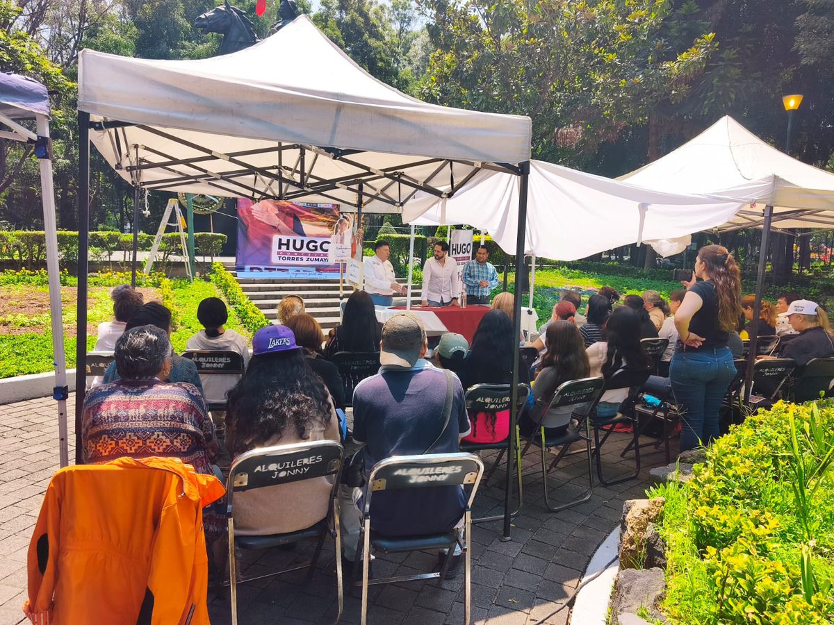 HugoTorresCDMX's tweet photo. Agradezco a mis amigos Mario Talavera y Fernando Palacios, por haberme acompañado en el Parque Venados #BenitoJuarez en nuestra Asamblea en la Defensa de la Soberanía Nacional.

Seguimos Construyendo el Segundo Piso de la Transformación.

Gracias también a mi amigo Alejandro Chávez y al Dip. Alfonso Ramírez Cuéllar, por invitarnos a hacer estas actividades políticas en territorio.

Seguimos trabajando! 
#Concejal
#BenitoJuarez
#DistritoXV
#Morena