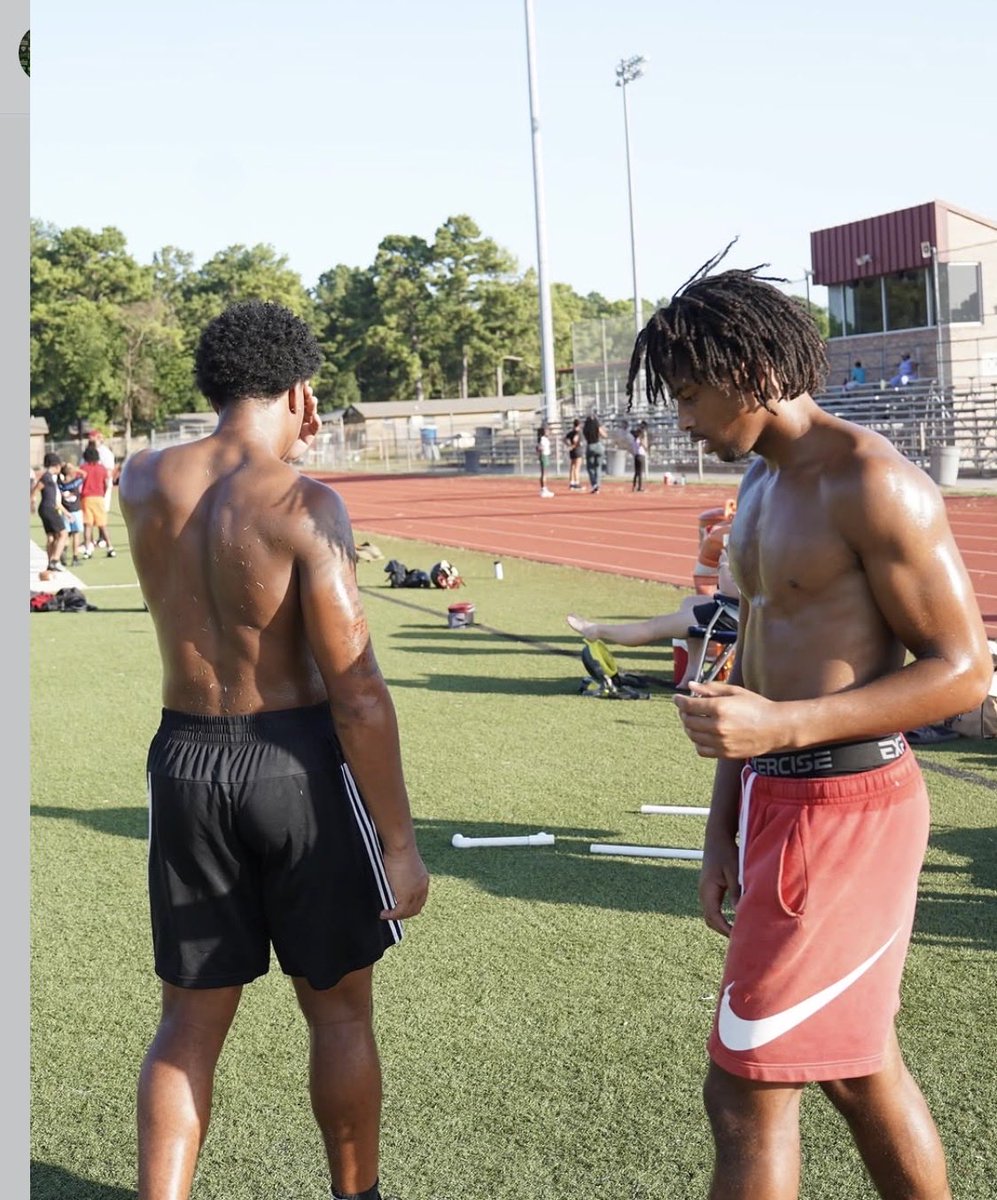 SFordMeMe's tweet photo. @JaylinJones37 and @JonesTwins4423 twins getting it in 🏈💪🏽🏈. @fb_westfield them JYD stangs coming for 2026 💯 it’s going to be a show @fb_westfield let’s go! @DezBlackCoach  @Coach_Jones713 https://t.co/Nvm2KHXNqV