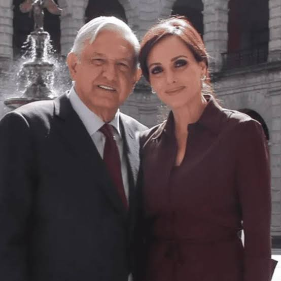 pp_osca's tweet photo. Lilly Tellez tambien sabe quien es el padre del PRIAN

#amlover #lilly #prian #morena https://t.co/OP46YR2Flr