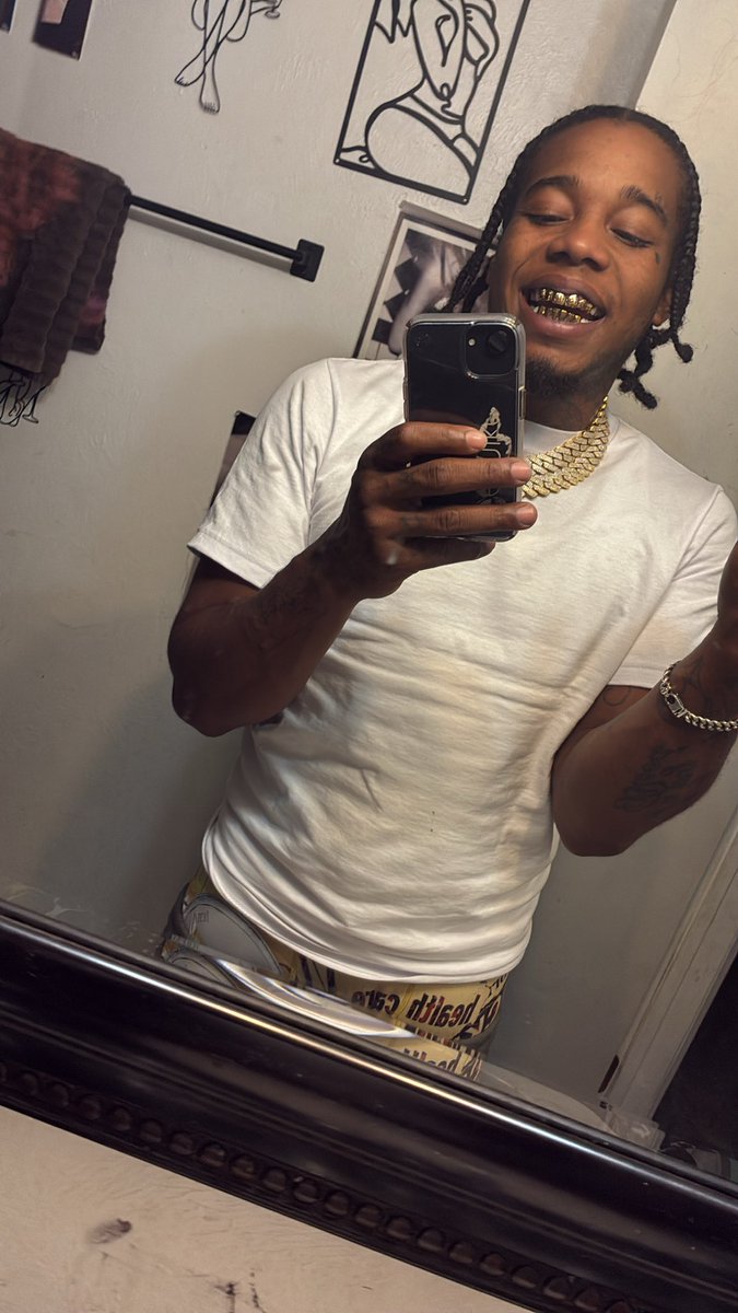 DeeGzy tweet media