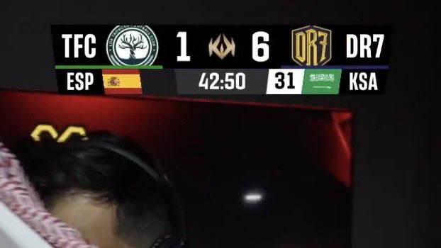 TeamFalconsGG's tweet photo. 🏆🇸🇦🇸🇦🇸🇦

ابو احمددد @Drb7h1 يهزم بطل العالم وبطل الدوري الأسباني في دوري الملوك بسداسية 🔝💚

#KingsWorldCupClubs https://t.co/bamrJtsnIN