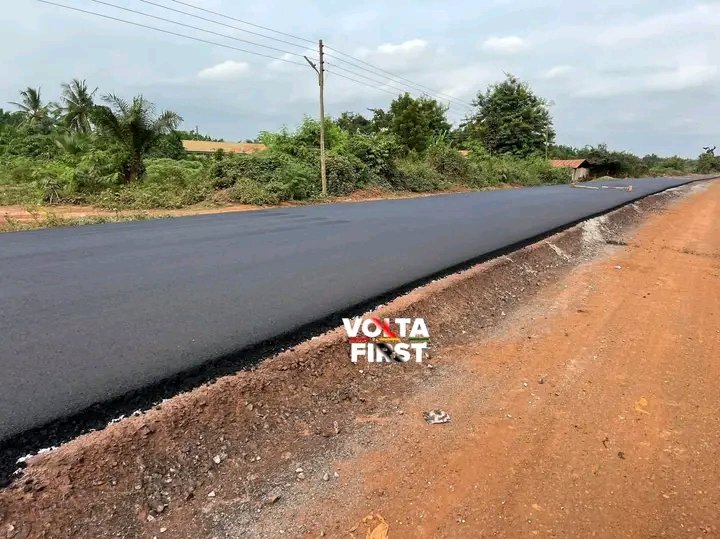 KwameSah85545's tweet photo. The Ho–Aflao corridor remains one of the flagship road investments under the Big Push Programme, supporting economic growth https://t.co/olzNlFn6Je