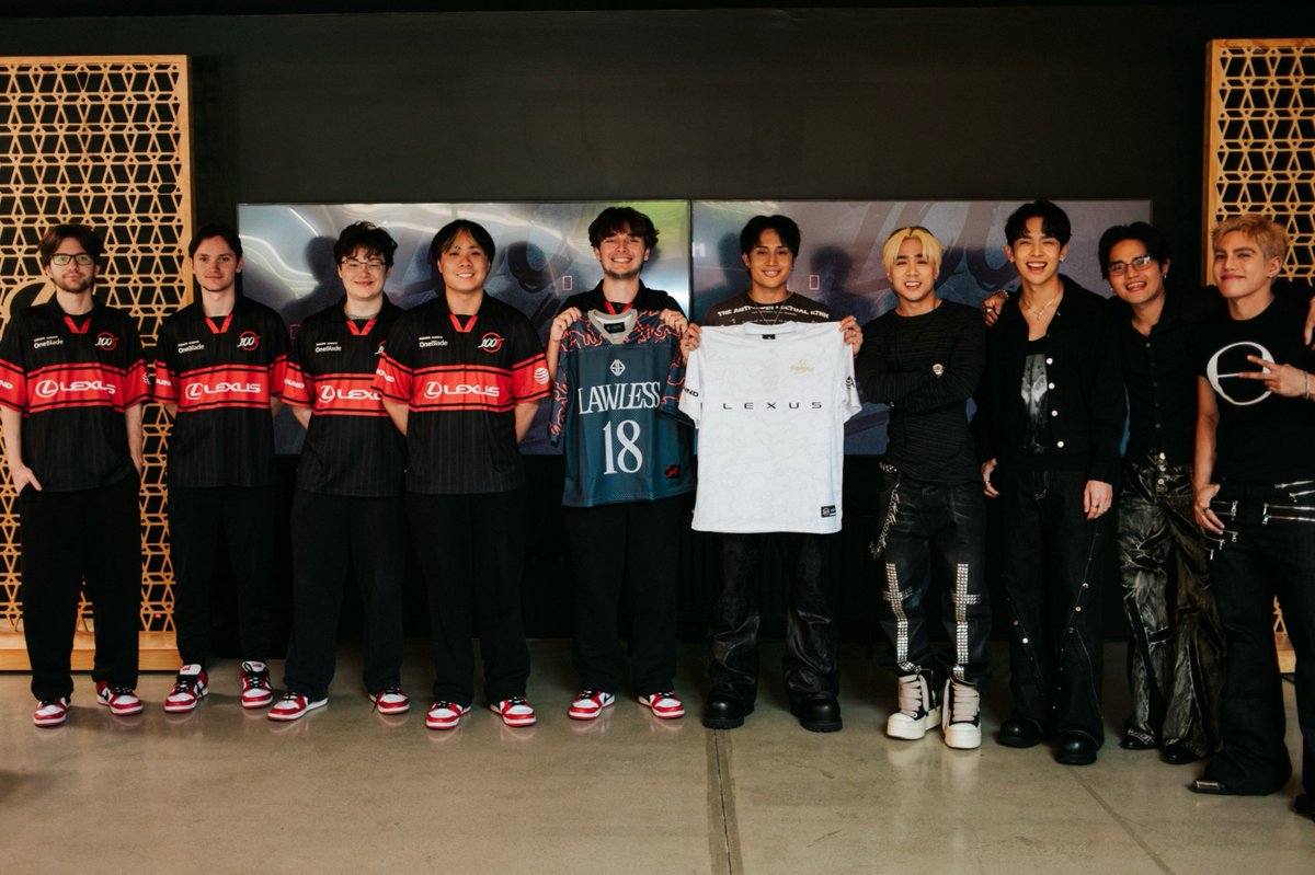 aimaniohsa's tweet photo. Hahaha Big Smiles! Ang cute lang 😊 

@SB19Official #SB19

📷 100thieves.esports (ig) https://t.co/NvCicyPXtJ