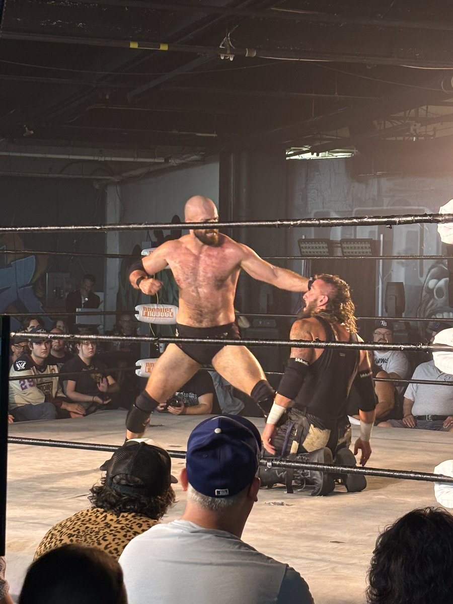 JoelPearl's tweet photo. Ol @ManceWarner and @sauce_williams had on a PHYSICAL fight at #Produit. Great stuff. https://t.co/WnylJjngCc