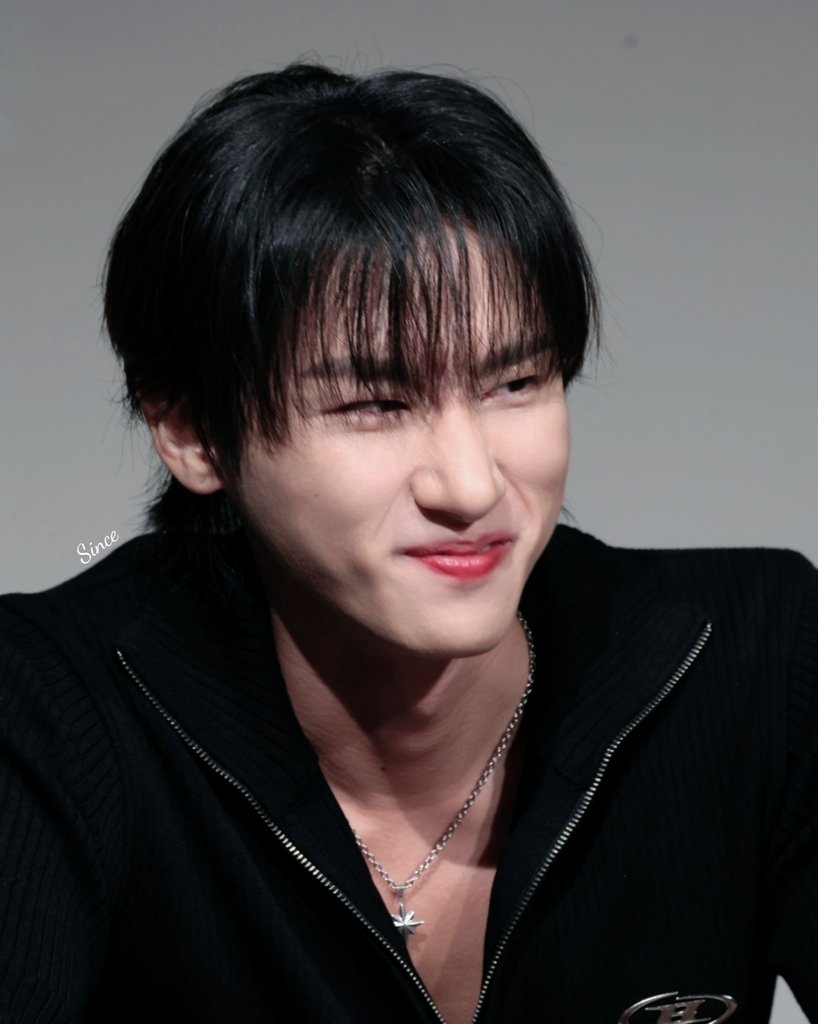 imwaitingforim's tweet photo. 374 days until changkyun returns from military service 𓂃 𓈒𖧷 https://t.co/83ChZ5wvTZ
