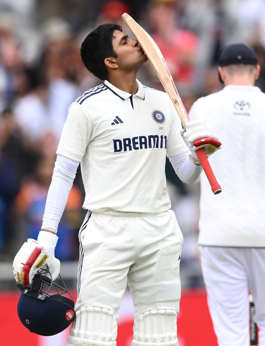 Shubrat_pride18's tweet photo. Batting for 3 sessions, Facing 238 deliveries. The resilience, The grit ,the belief he showed was beyond Unbelievable. These kinds of knock are proof that Test batting will always be greater than slogging in T20s 🛐🛐🤍✨🗿🚀👊🏻 #ShubmanGill https://t.co/rzoRgFV4v3