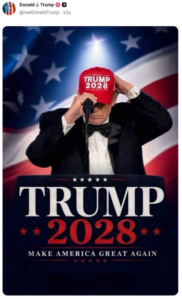 LucasSa56947288's tweet photo. Donald Trump just posted this picture of him wearing a “Trump 2028 hat”

(He can’t run a third term btw) https://t.co/FOoojWdsPD