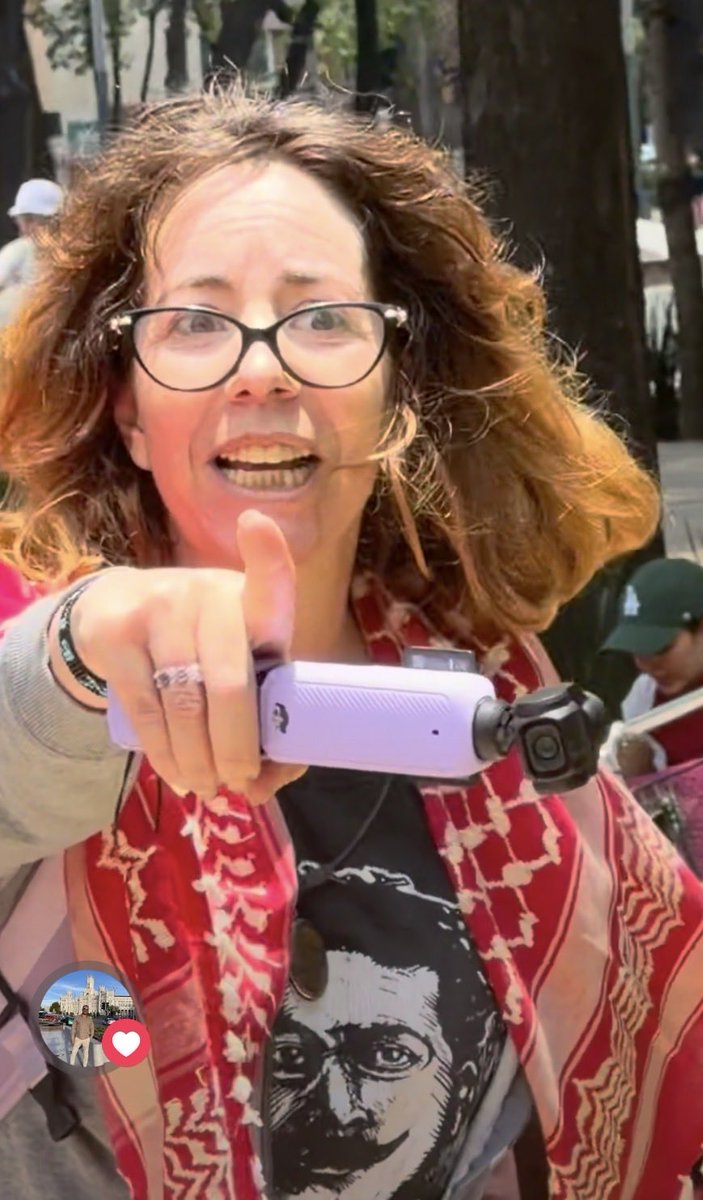 MarioSom1997's tweet photo. Hoy estás dos señoras de morena al salir de mi casa en Paseo de la reforma me violentaron y una vez que las grabé quisieron acercarse para pegarme por suerte las tengo grabadas y quisieron acusarme falsamente de agresión siendo que ellas son las que me violentaron YA BASTA https://t.co/XlybQQxFVk