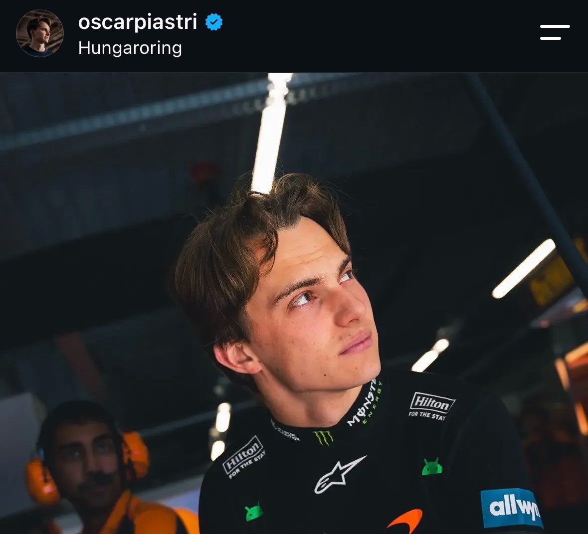 oschelmet's tweet photo. choose your fighter https://t.co/AGYbNW1ajN
