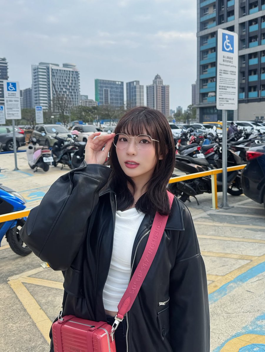 __seul777p9ai's tweet photo. 希望每天都是星期天✨

👓 / https://t.co/T0yMlHlbSn
