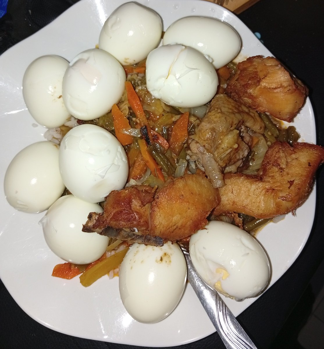 ramos_bosko's tweet photo. @shredwithQpid Dinner of a struggling gymbro https://t.co/2TYvcVpz1K